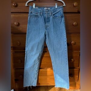 Levi’s Wedgie Straight Medium Wash Jeans